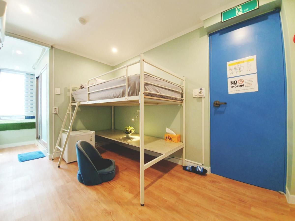 Oyo Rooftop Hostel Seoul Ngoại thất bức ảnh