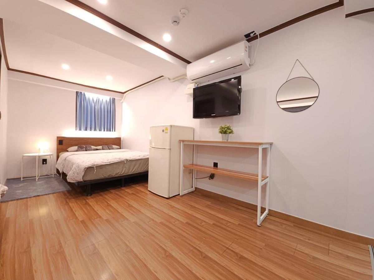 Oyo Rooftop Hostel Seoul Ngoại thất bức ảnh