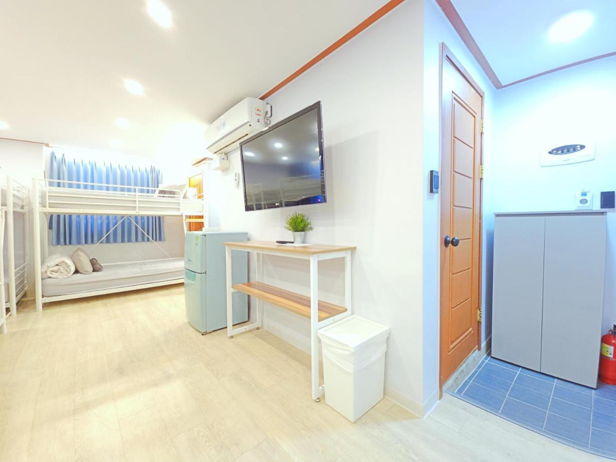 Oyo Rooftop Hostel Seoul Ngoại thất bức ảnh