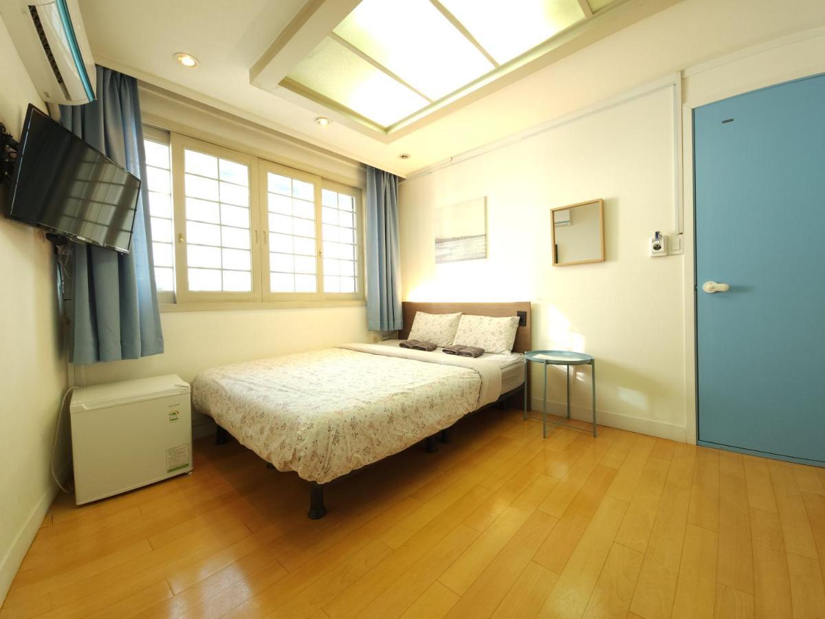 Oyo Rooftop Hostel Seoul Ngoại thất bức ảnh